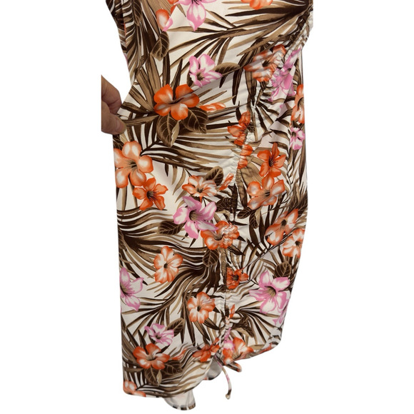 LANDS' END Plus Size 20W Tummy Control Ruched Sides One Piece Swimdress - Picture 3 of 9